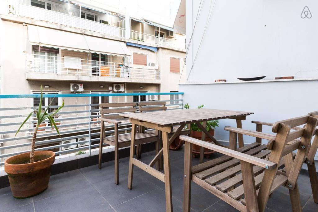 Myron Apartments Ateny Zewnętrze zdjęcie